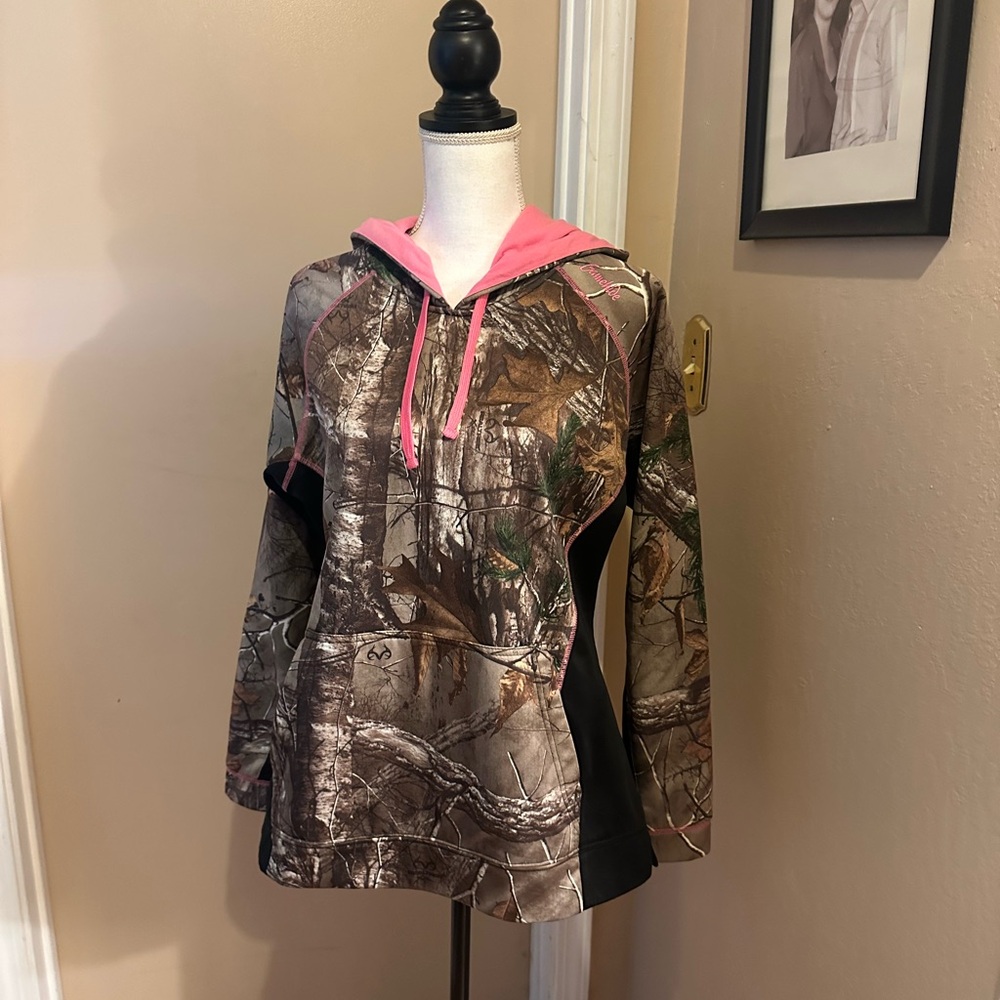 Camo Hoodie with Pink Accents GameHide. size L